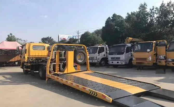 松江区汽车中途维修案例